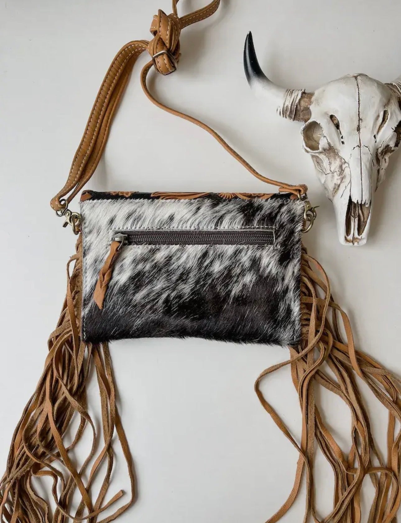 The Cassie - Tooled Crossbody Western Tooled Leather Cowhide - Black + White