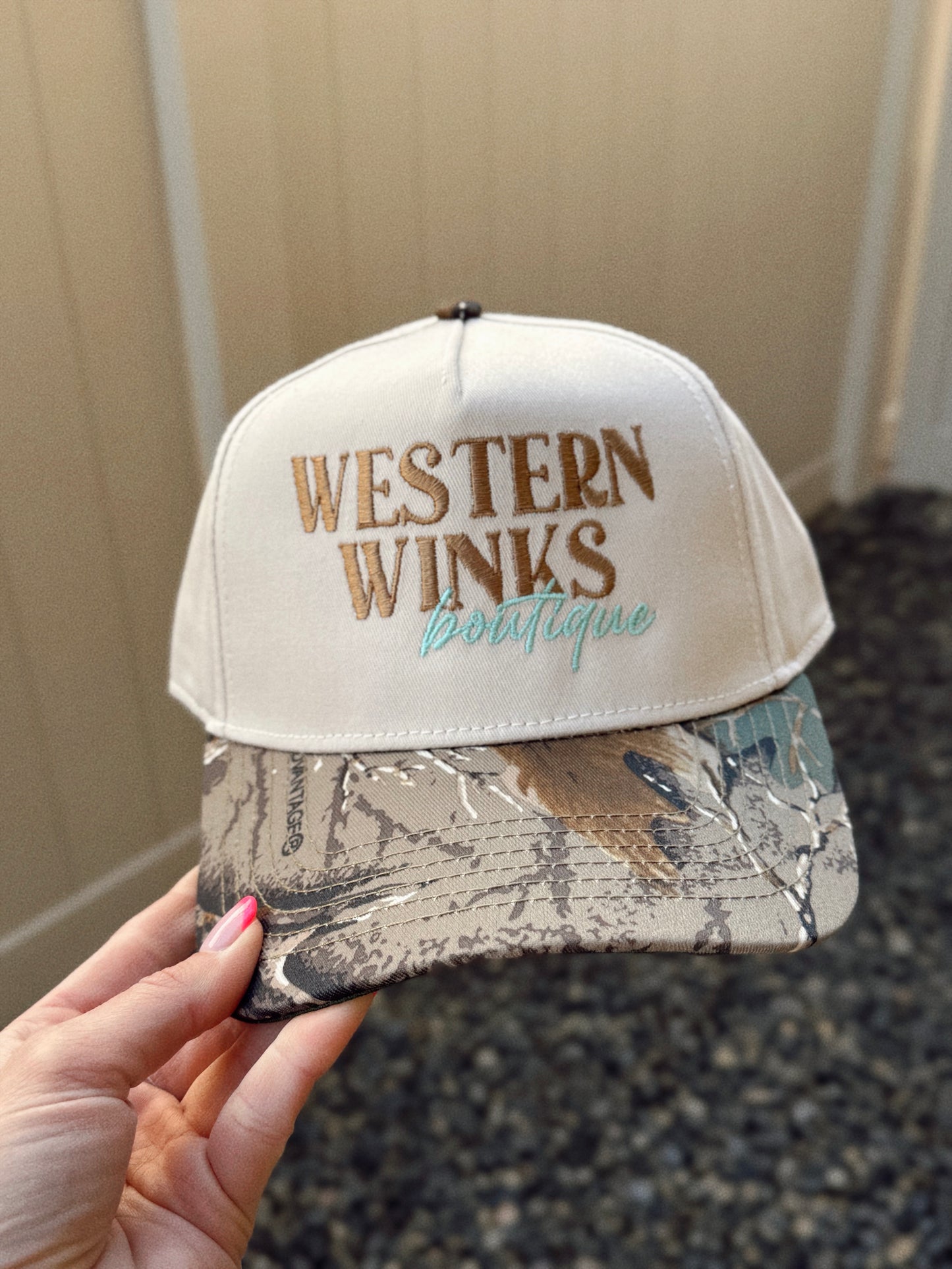 Embroidered Western Winks Hat
