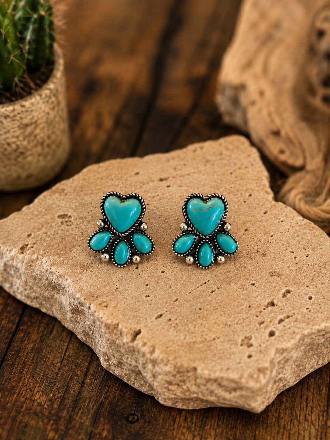Western Heart Stone Stud Earrings - Turquoise