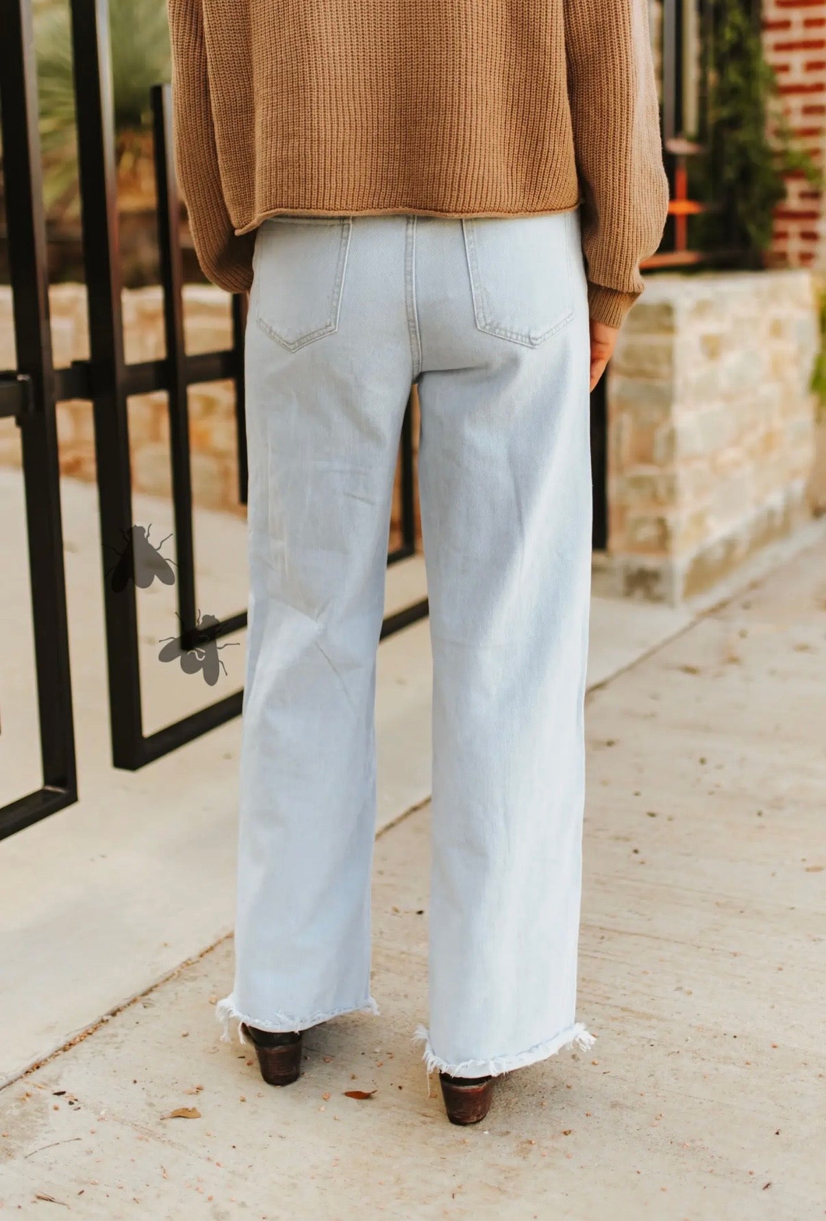 Light Wash Outlaw Wide Leg Jeans