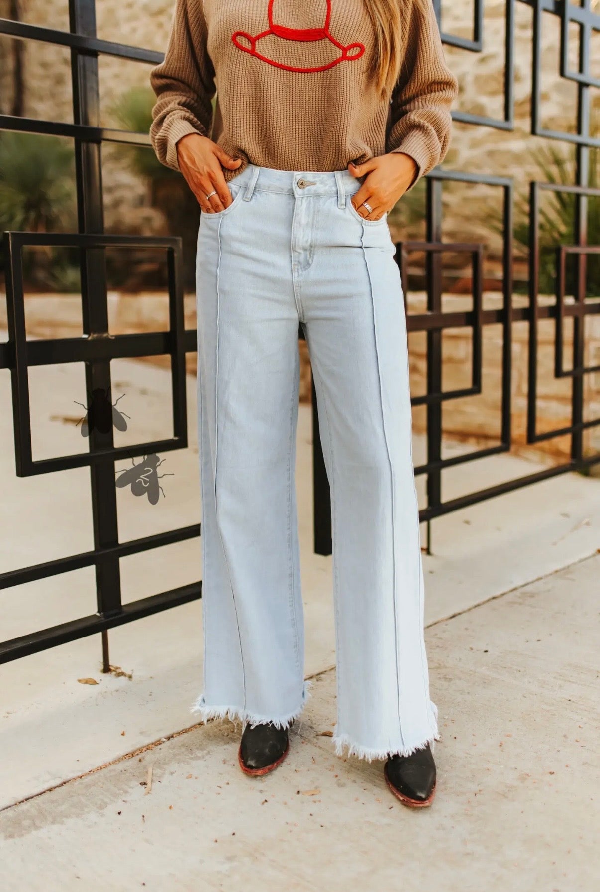 Light Wash Outlaw Wide Leg Jeans