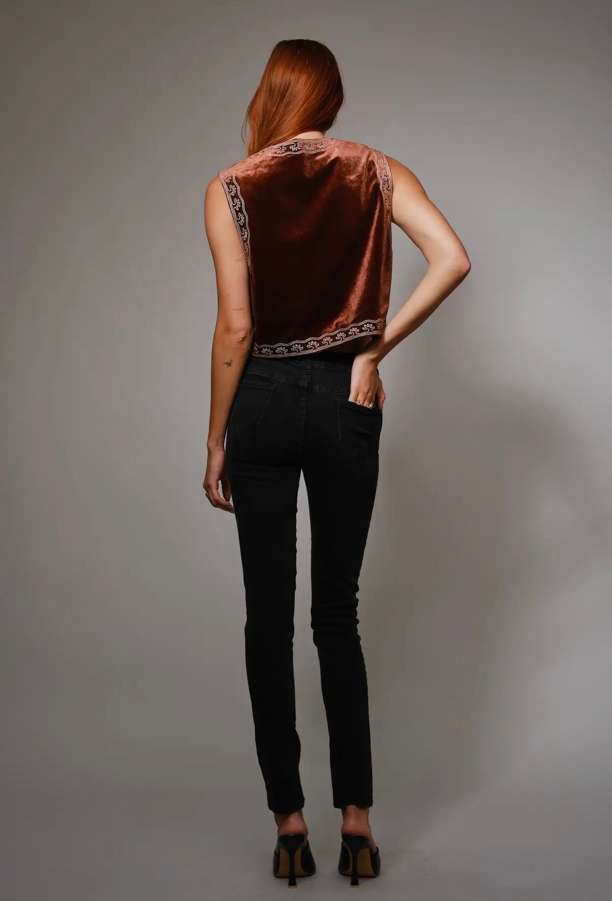 Embroidered Velvet Vest - Brown