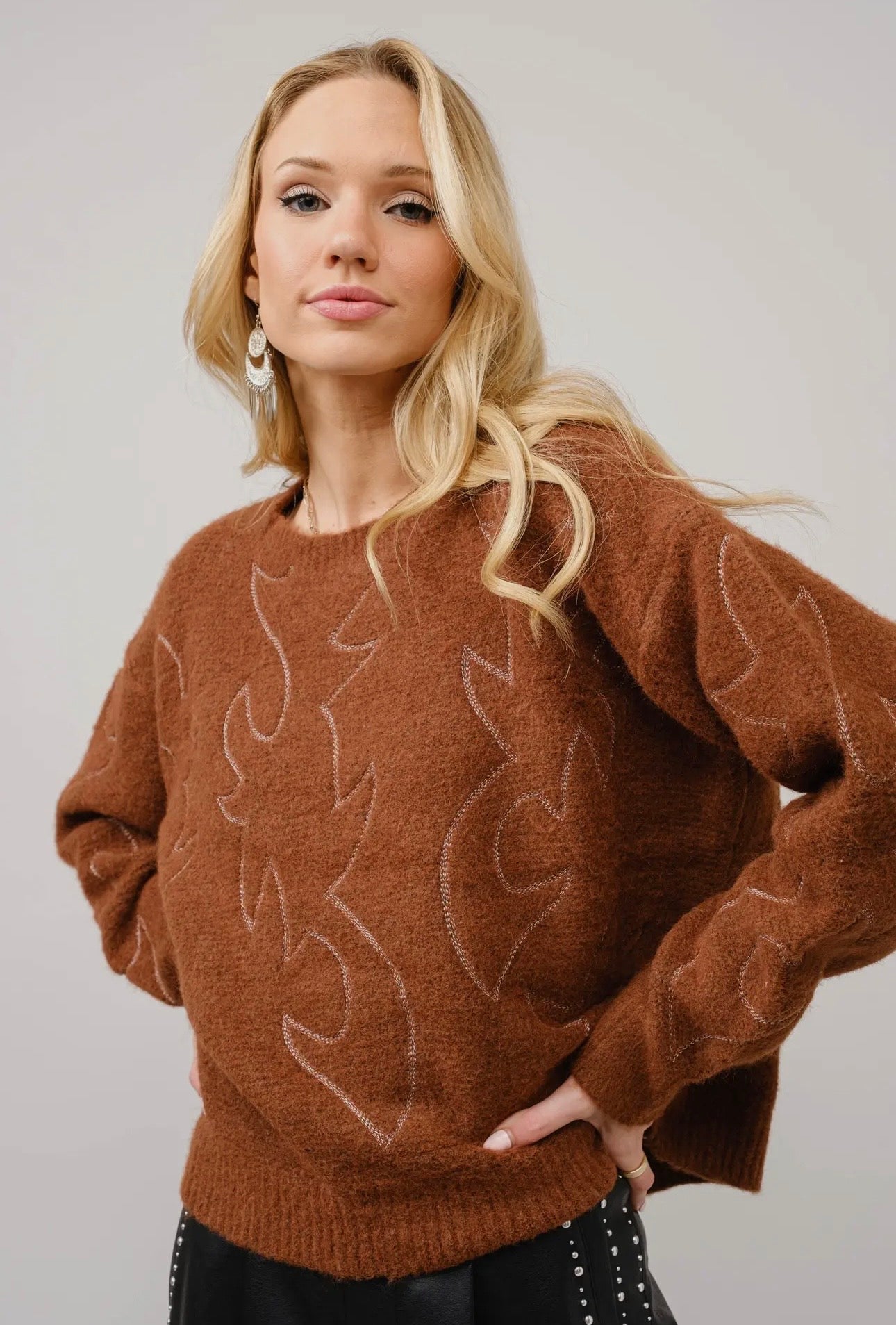 Western Boots Stitch Pattern Crew Neck Sweater - Brown