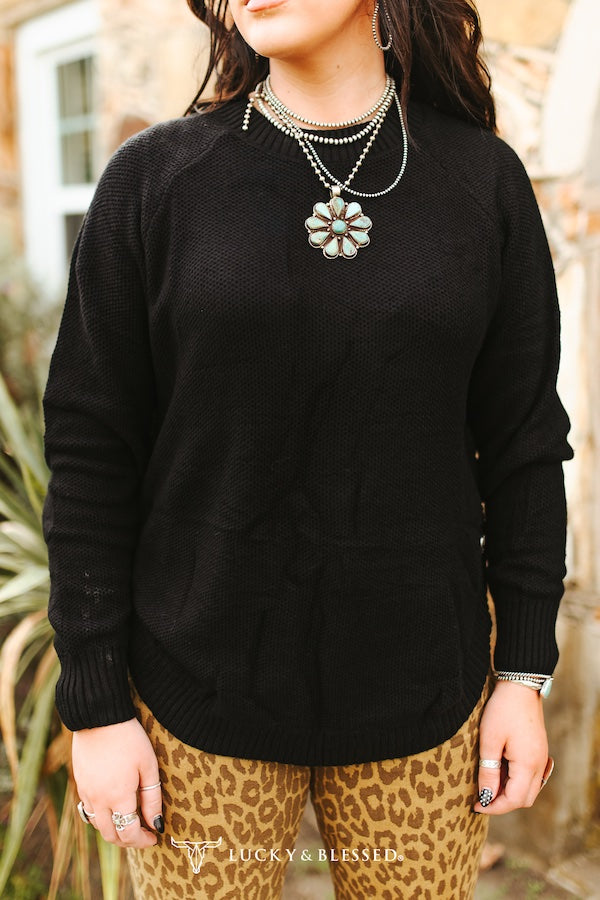 Knitted Round Hem Sweater - Black