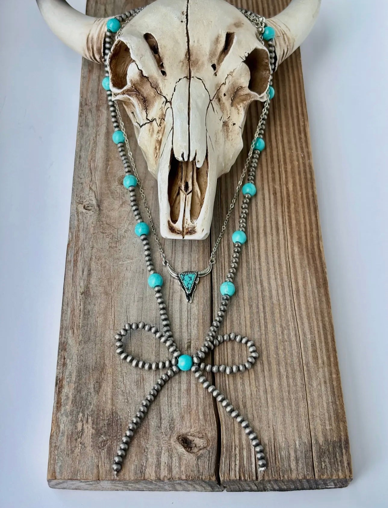 Two Layer Western Style Coquette Bow & Pendant Necklace - Steerhead