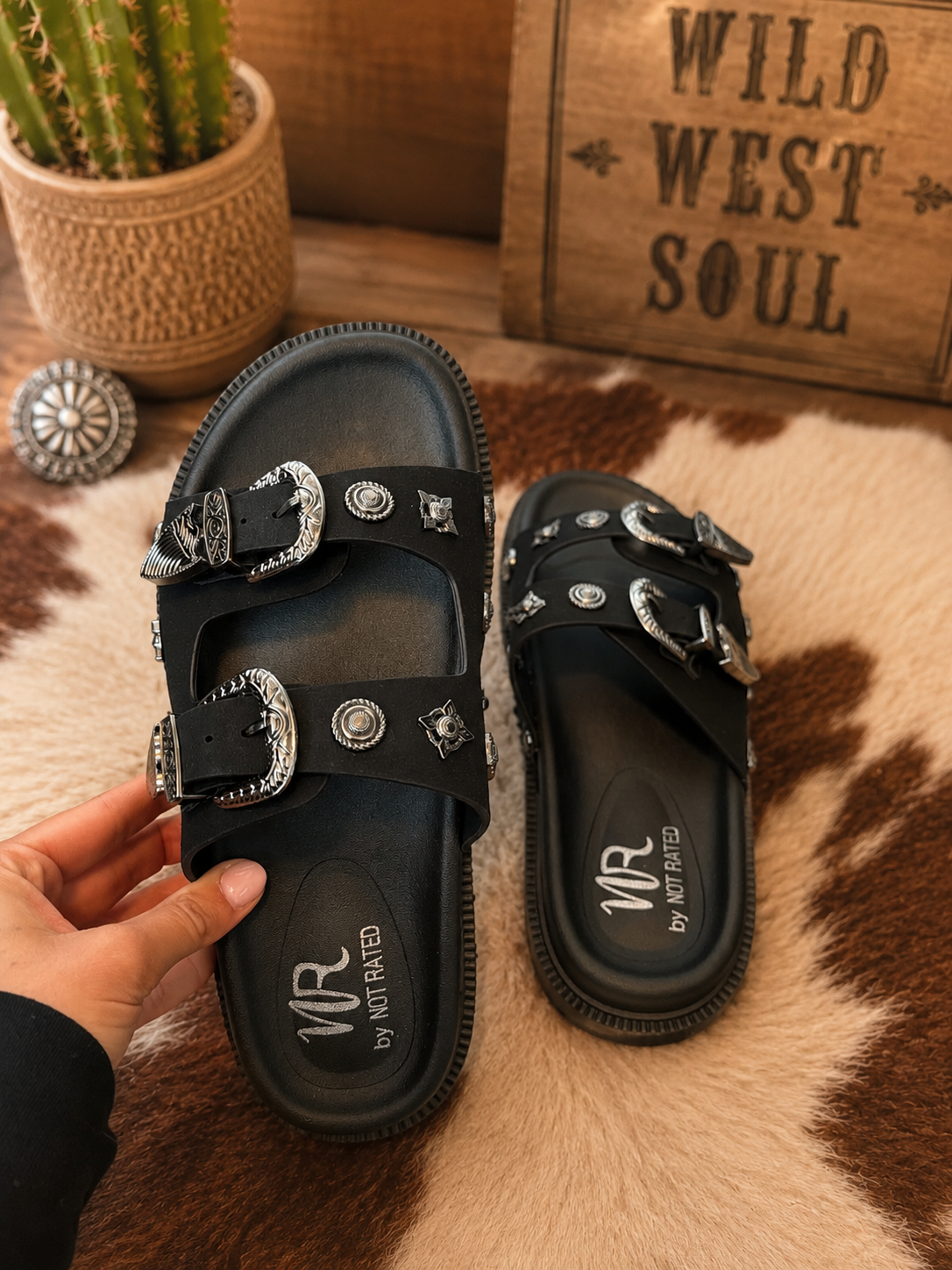 Western Buckle Sandal - Black
