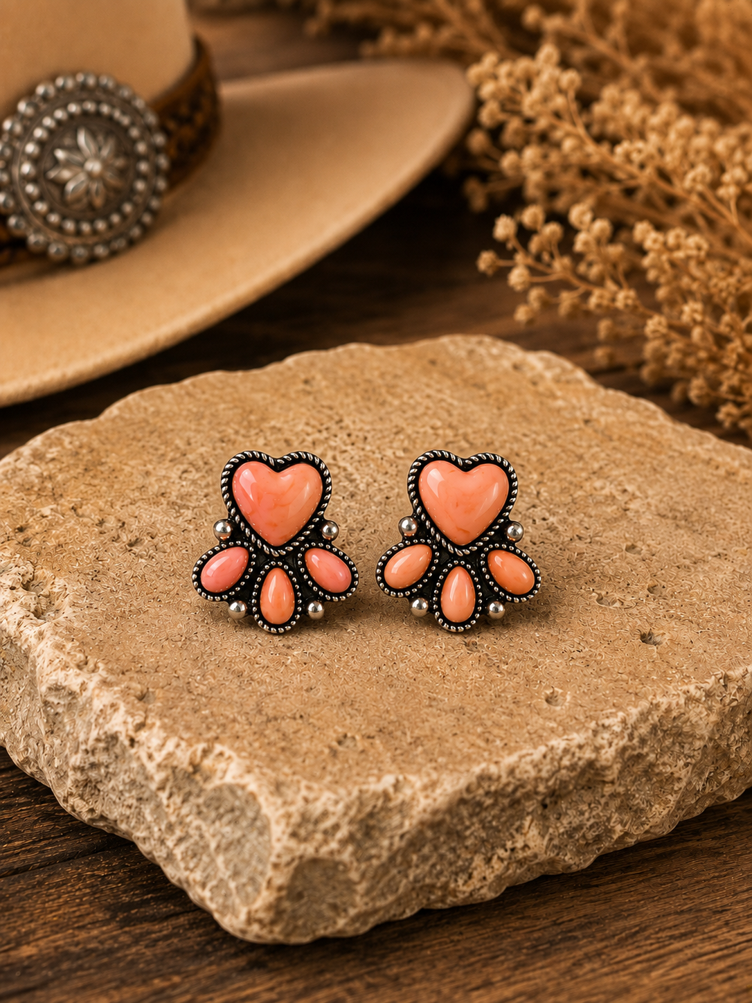 Western Heart Stone Stud Earrings - Peach