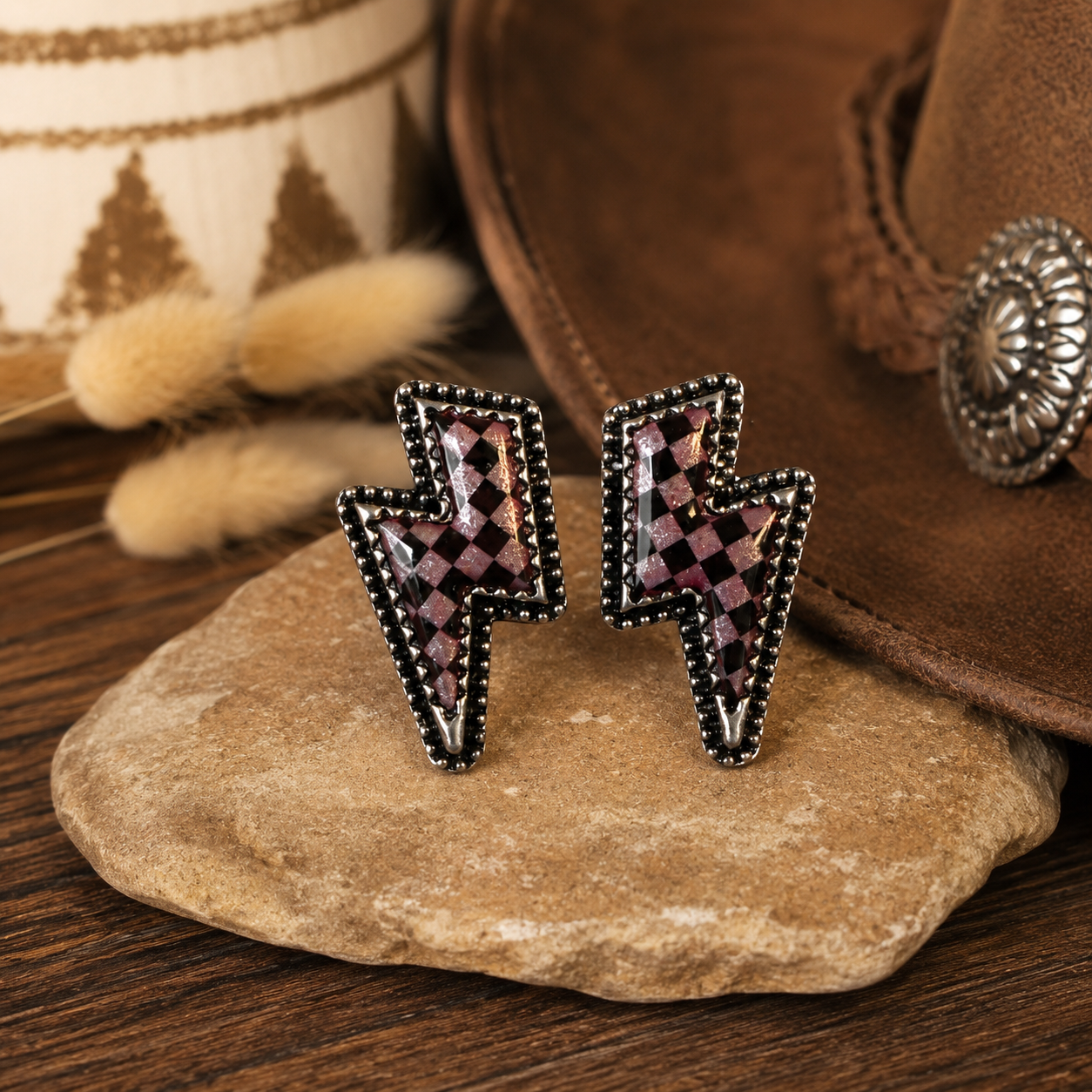 Checker Thunder Bolt Stud Earrings - Fuchsia