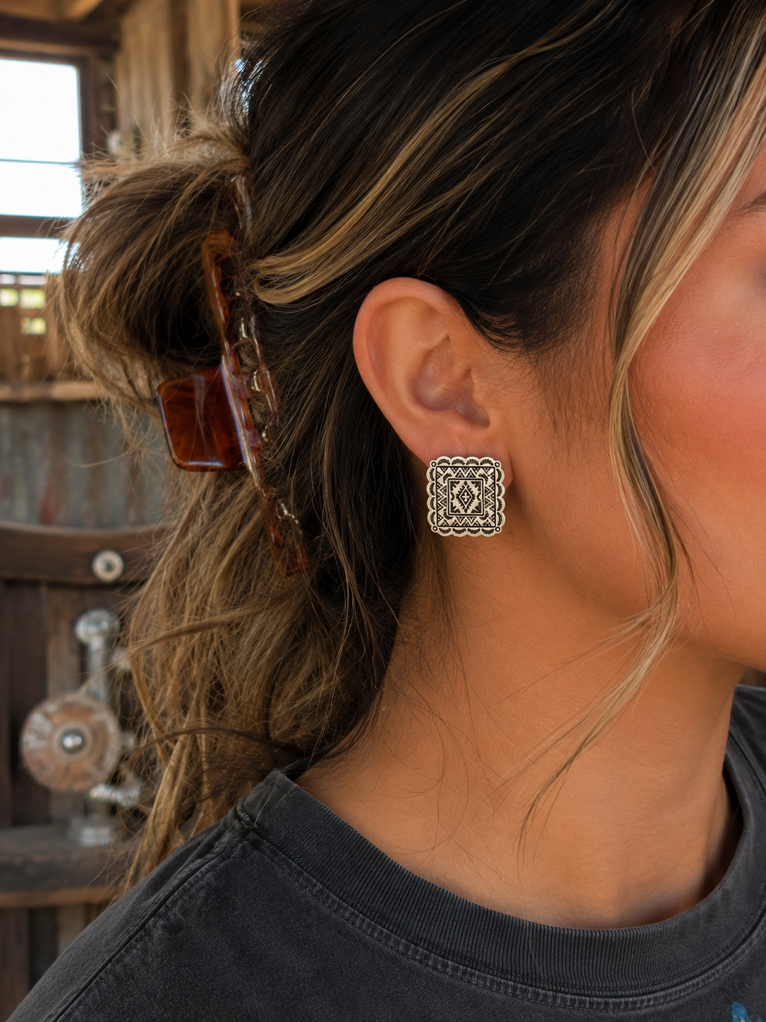 Western Concho Design Post Earrings