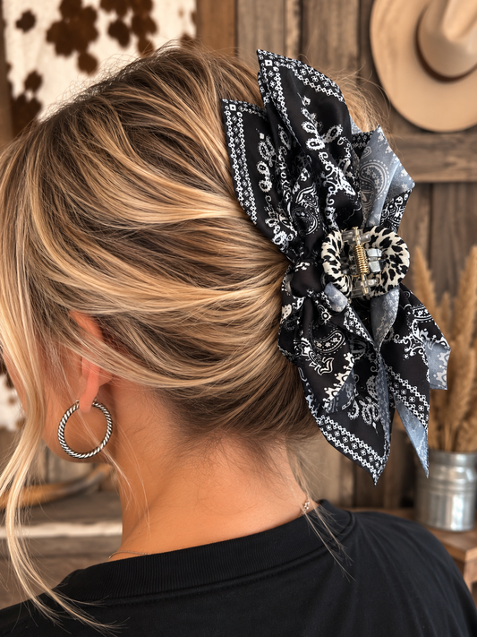 Western Paisley Claw Clip - Black