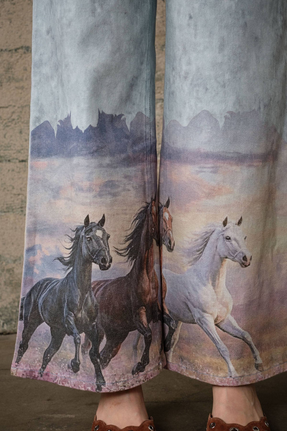 Western Horse Print Wide Leg Jeans - Light Wash